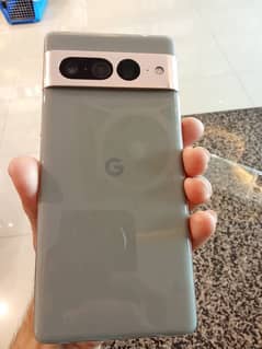 Google pixel 7 pro 128GB green color