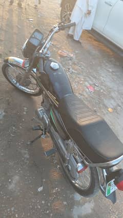 Honda 125 Lahore nbr 13 plus 14 model 03254500046 is nbr pe cal kre