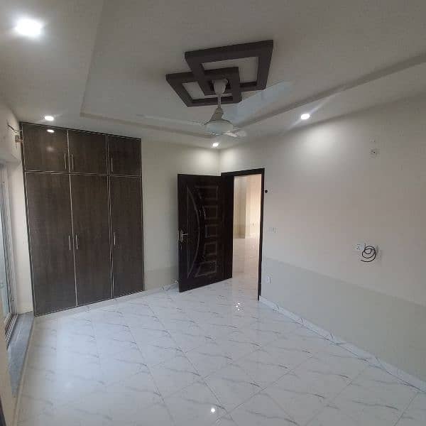 5 Marla New House For Rent in bahria Town Lahore 4