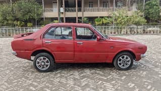 Toyota Corolla 1976 model