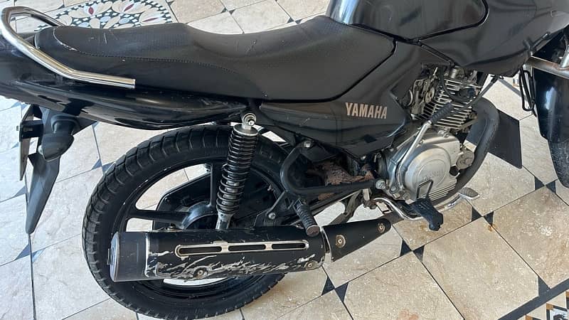 Yamaha YBR 125 12