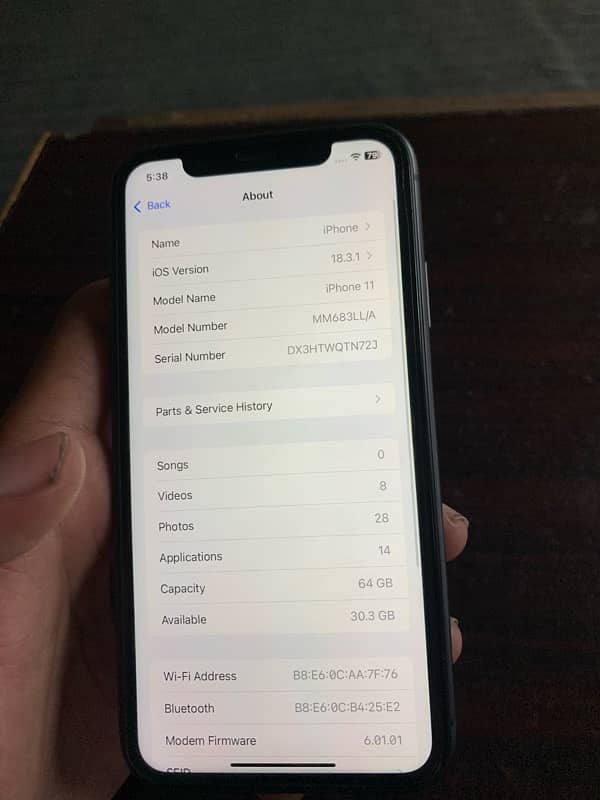 iPhone 11 64 gb jv 7