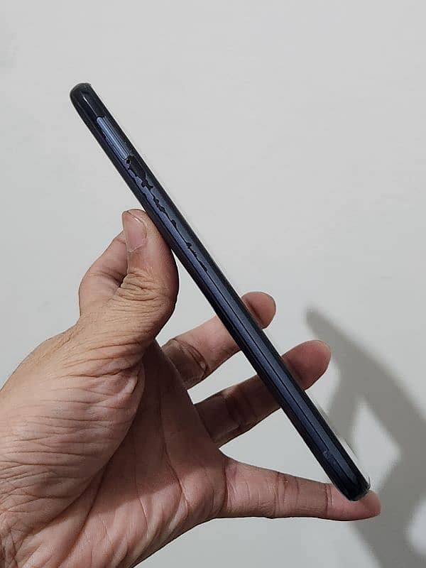 realme c11 2/32 pta approved box available 4