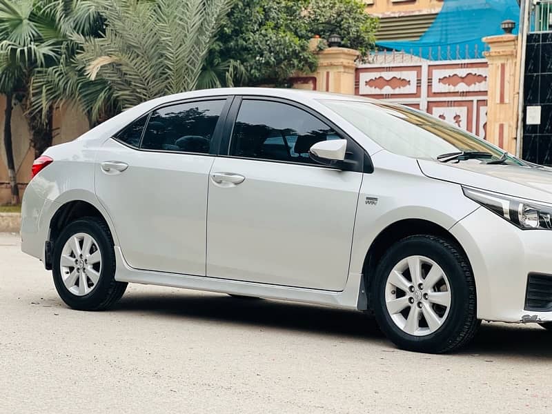 Toyota Corolla Altis 2017 7