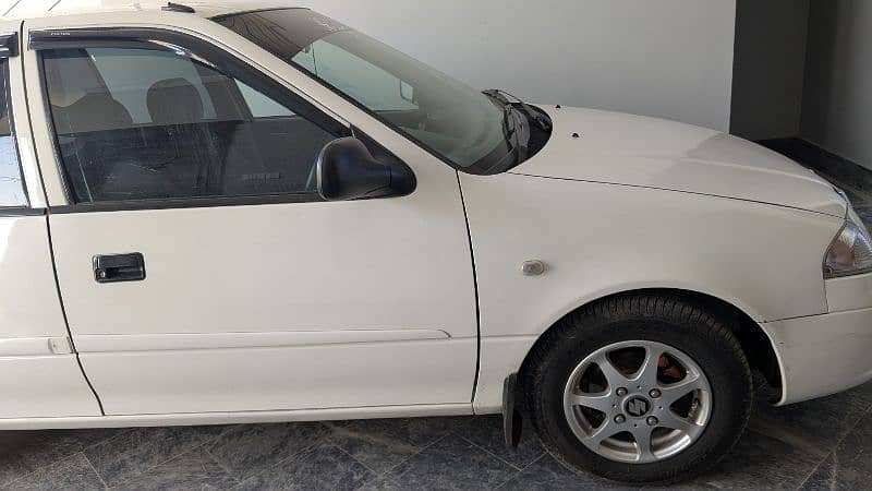 Suzuki Cultus 2013 3