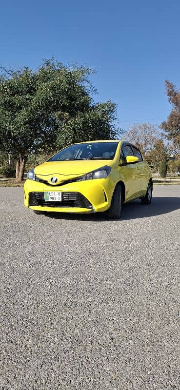 Toyota Vitz 2014 owned by a government employee 5