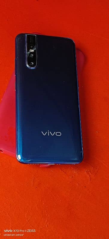 Vivo v15 pro 6/128 1