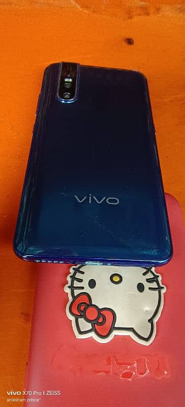 Vivo v15 pro 6/128 2