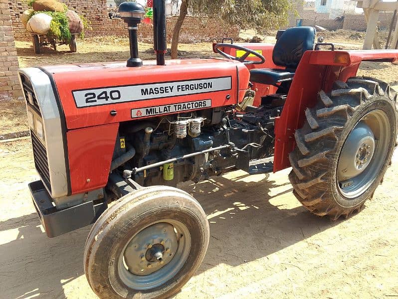 Massey Ferguson 240 Tractor Model 2023 5