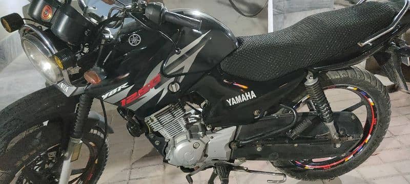 ybr 125G 1