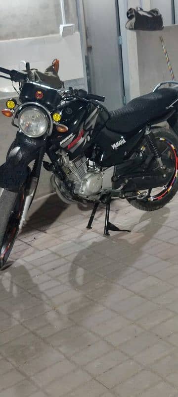 ybr 125G 3