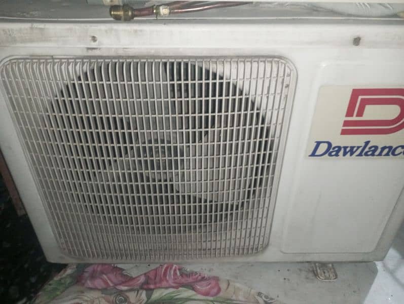 Dawlance 1 ton ac 2