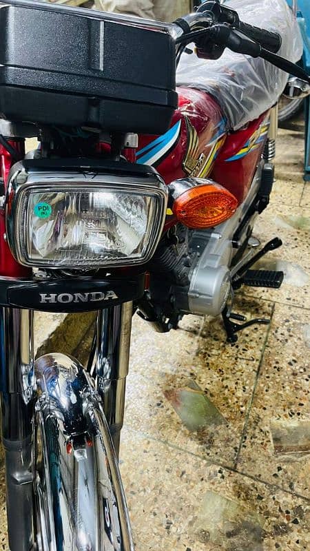 Honda 125 cc 2018 model bike 0