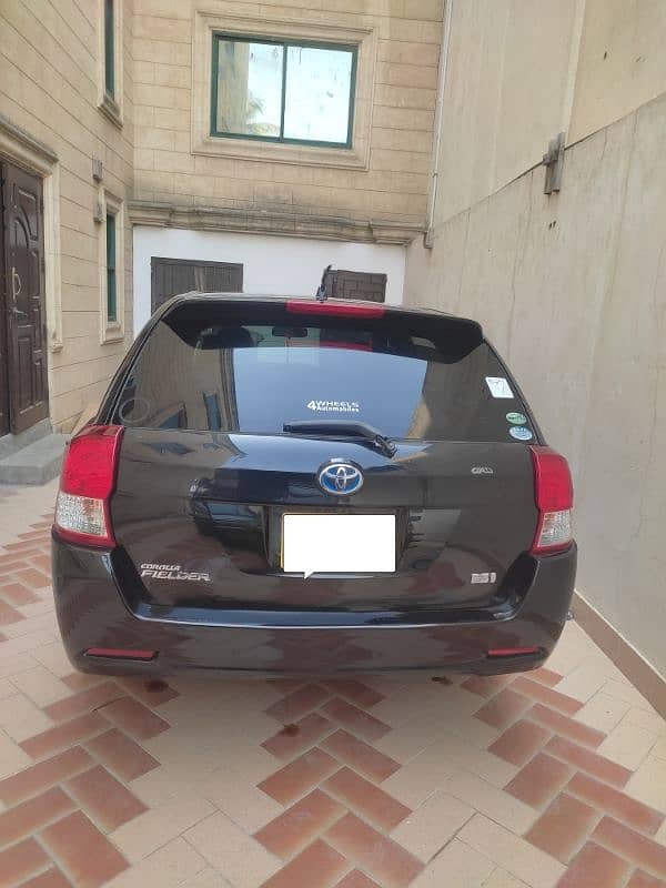 Toyota Corolla Fielder 2014 5
