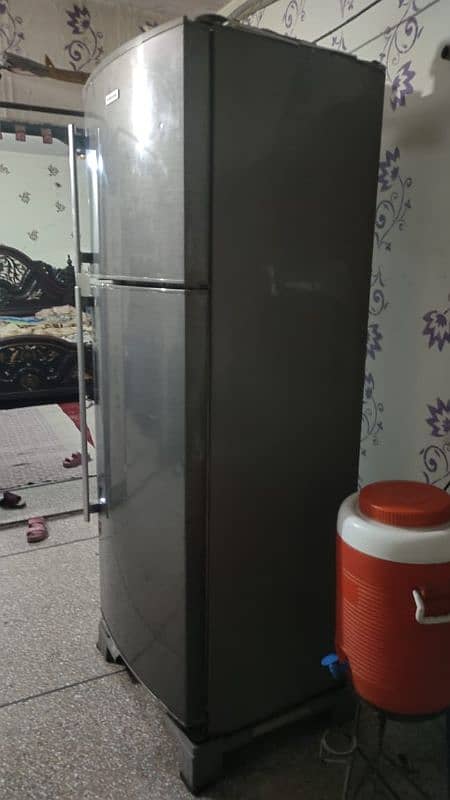 Electrolux fridge full size 10