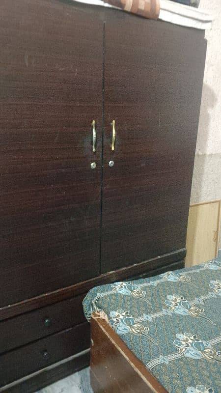 Wardrobe for sale 0