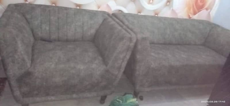 SOFA SET 5 SEATER 1