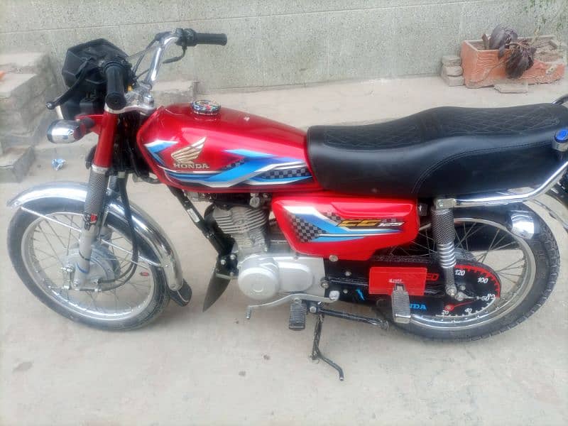 Honda 125 for urgent sail model 2024 4