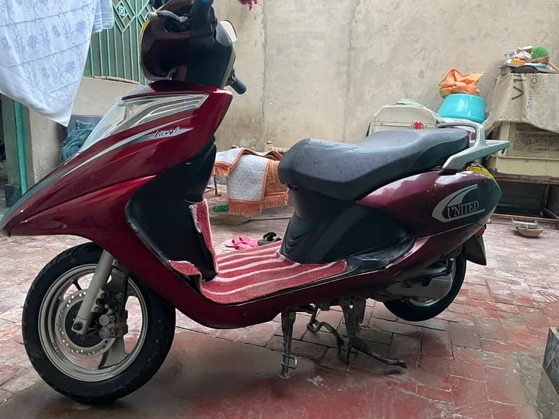 United 100cc petrol 2