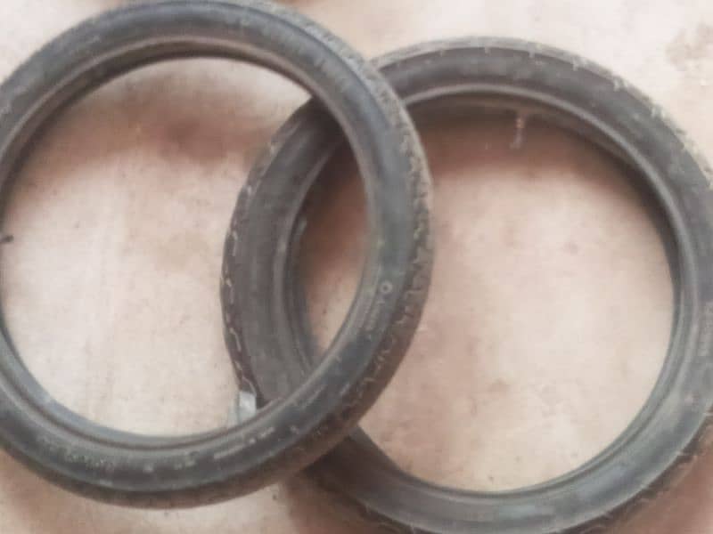 Daluxe  front and rear tyres and tubes in best condition 1