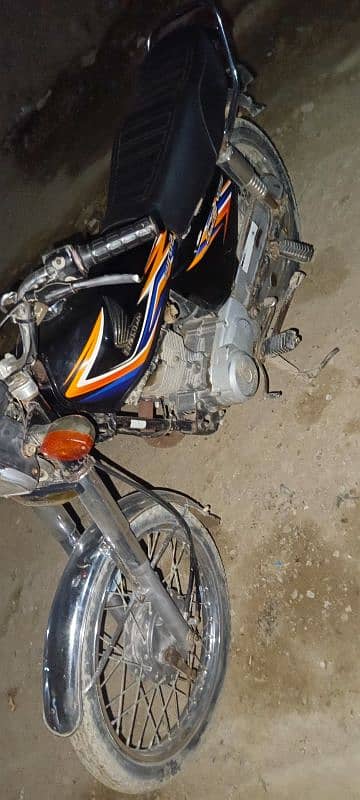 Honda 125 Karachi Number 0