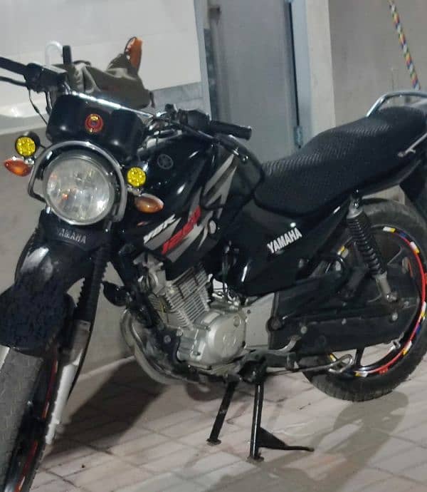 ybr 125G 0