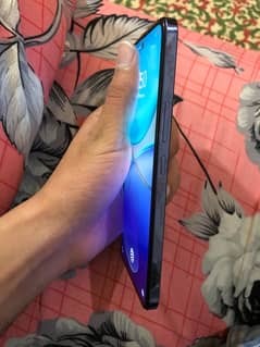 vivo y100