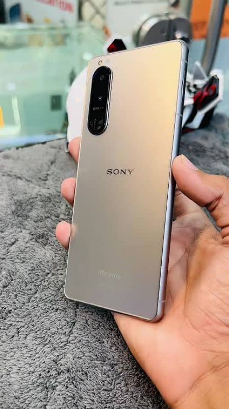 sony xpira 5 mark 3 non pta 0