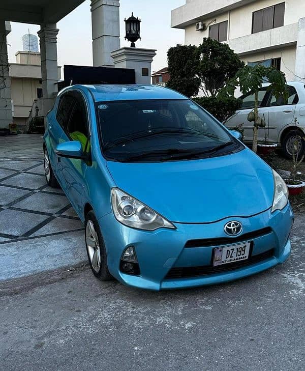 Toyota Aqua For Sale 4