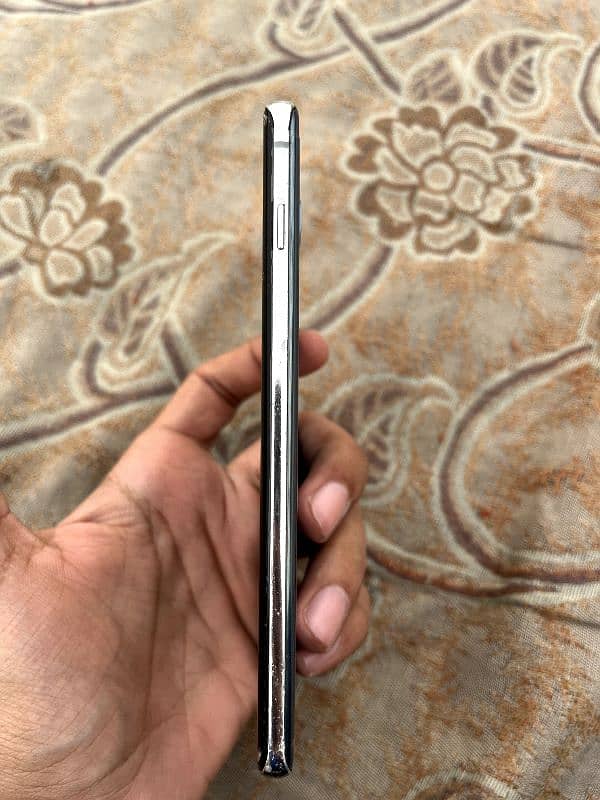 Samsung S10 (pta approved). . . . exchange with pixel 6 and iphone 11 6