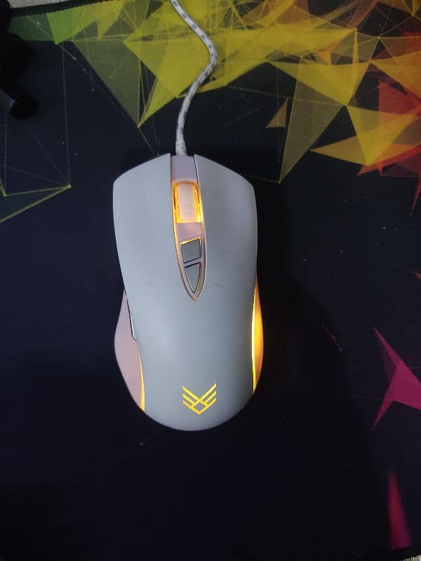 Gaming mouse With Breathing Light effect DPI and Two side buttons 1