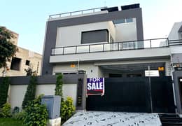 10 Marla Brand New - Modern House - Exquisite Design - DHA Phase 7