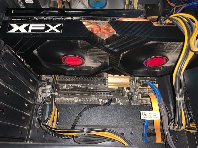 AMD RX 590 XFX FATBOY 8gb 3