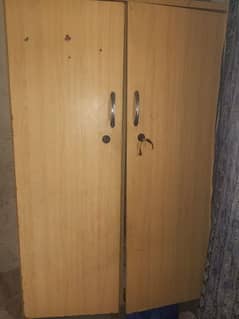 wooden Almari for sale urgent