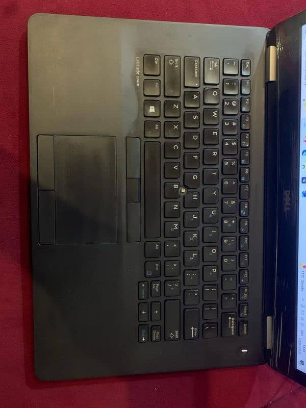 Dell Latitude E7074 i5 6th Generation 2