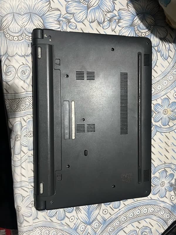 DELL latitude 3340 3