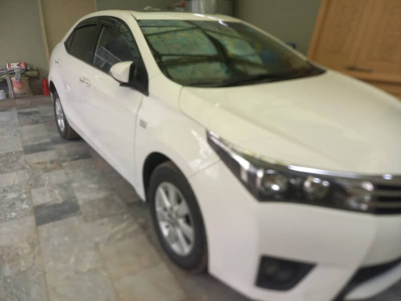 Toyota Altis Grande 2015 4