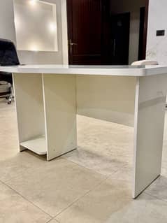 Executive White Computer Table