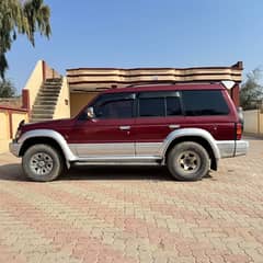 Mitsubishi Pajero 1992