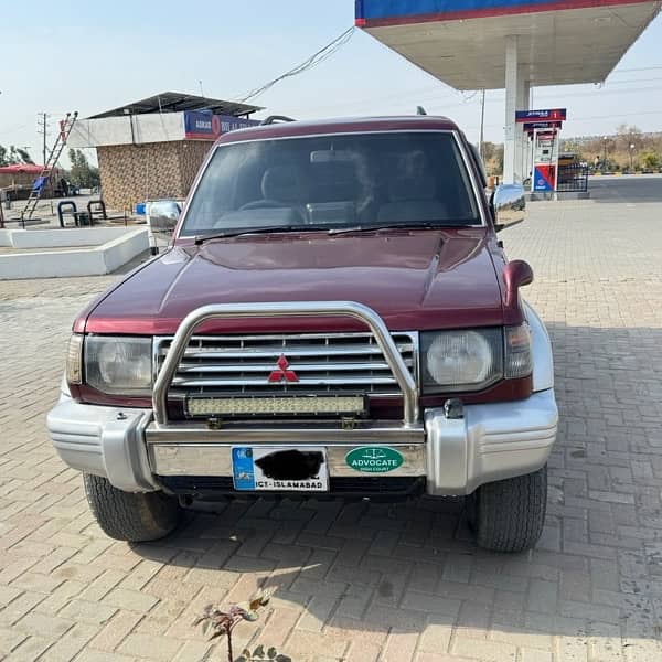 Mitsubishi Pajero 1992 1