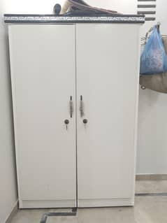 wardrobes plus divider