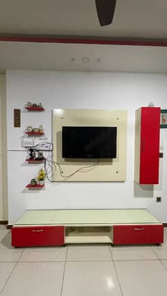 Tv console