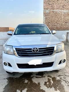 Toyota Hilux 2015