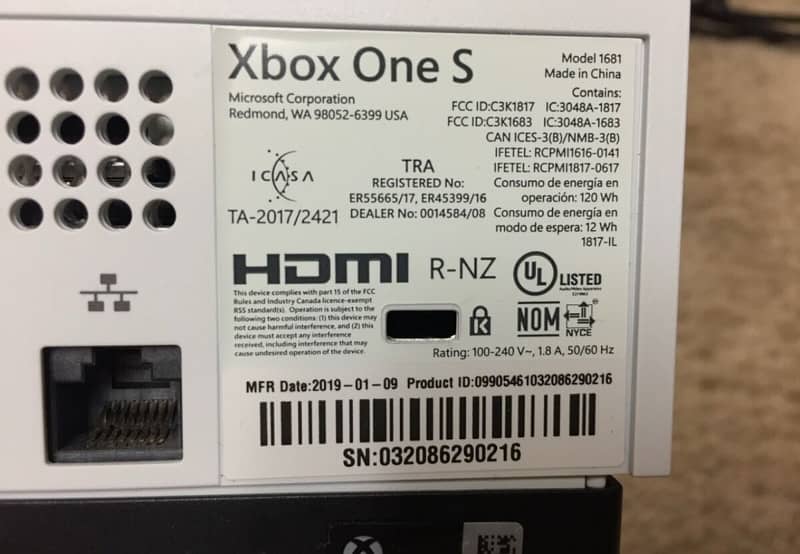 Xbox one s 10 game one controller 4k uhd blue ray supported 4