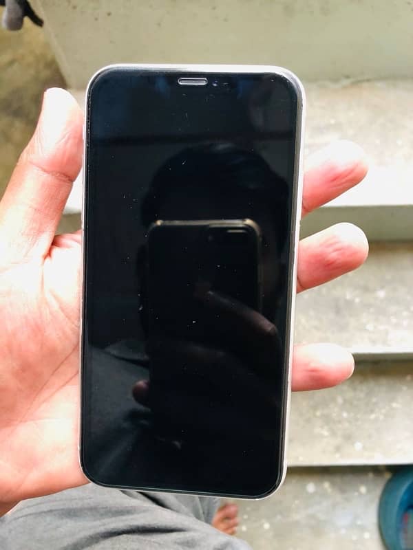 iphone xr 128gb PTA approved factory unlock 8