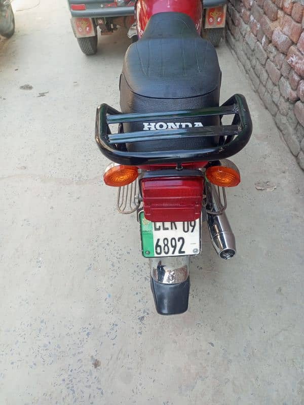 Honda CD70 2owner. 5