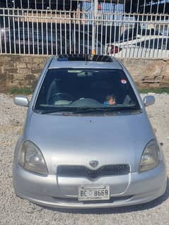 Toyota Vitz 1999