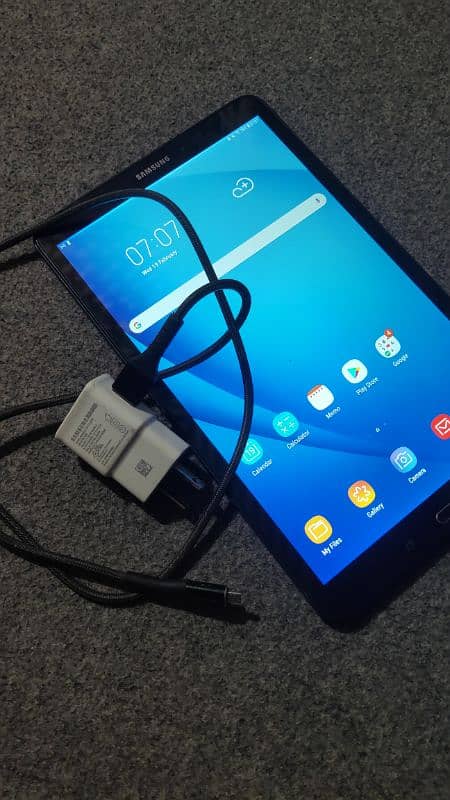 Samsung Galaxy Tab A6 1