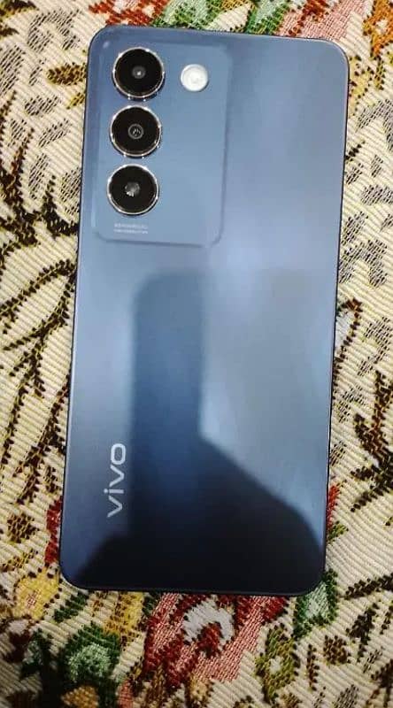 vivo Y100 0