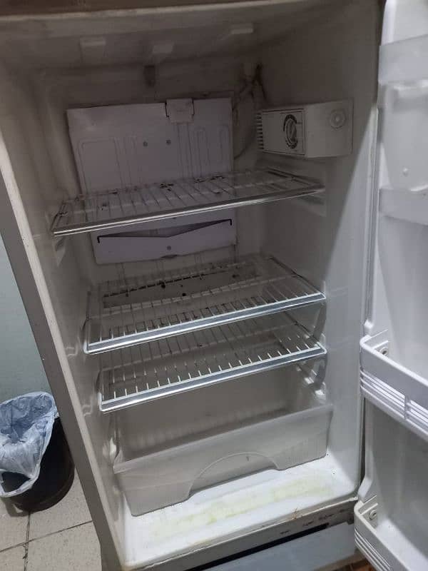 Singer Fridge For Sale 1